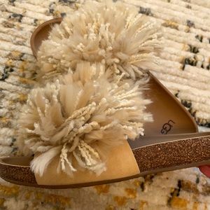 Ugg fuzzy slides tan size 8